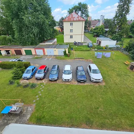 Apartman Opava S Parkovanim Exterior photo