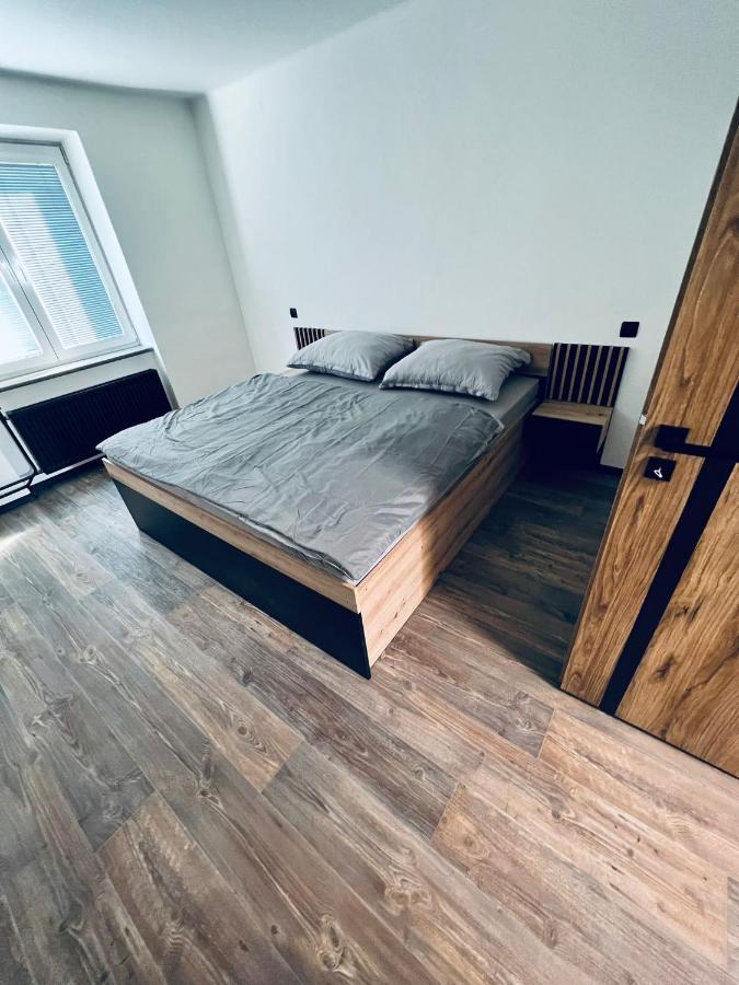 Apartment S Parkovanim Opava